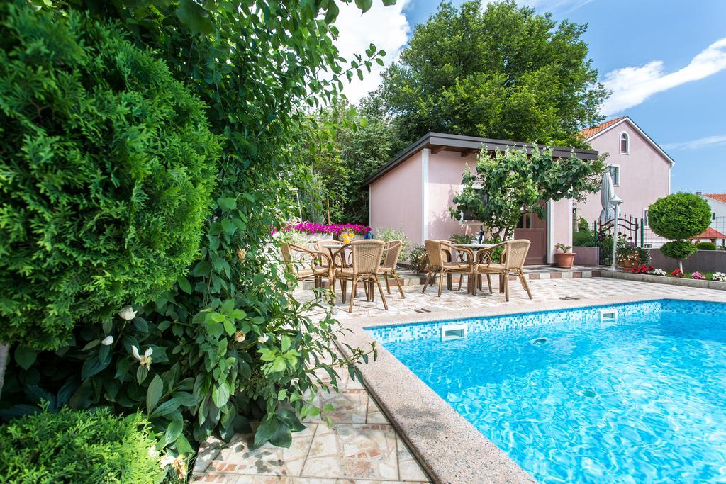 Apartment Beganovic *