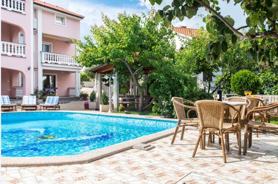 Beganovic Apartment Krk Town